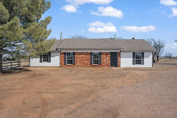 $250,000 | 2006 North F M 179, Lubbock, TX 79416