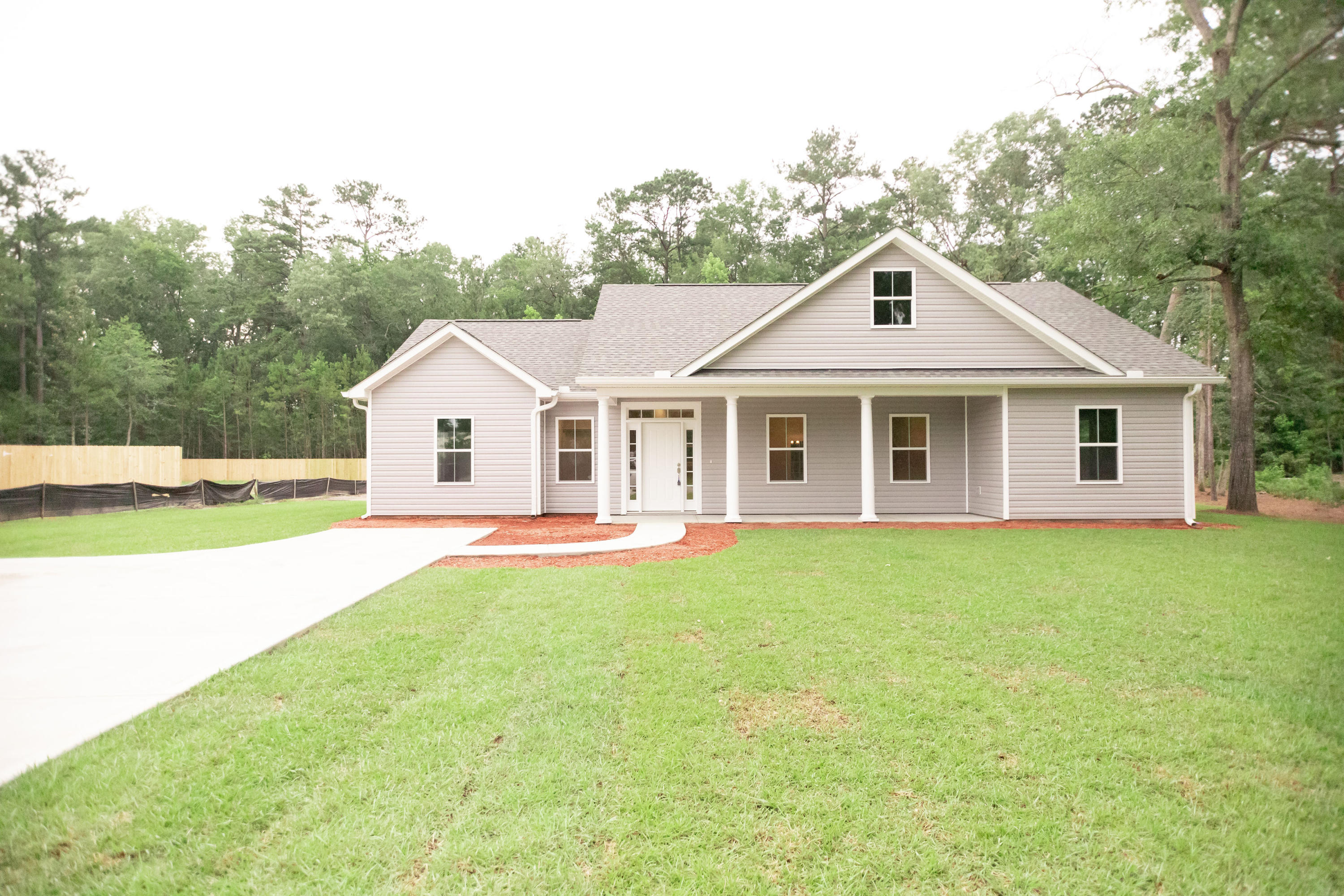 610 Hiers Corner Road Walterboro, SC 29488 - Photo 1 of 41 Primary