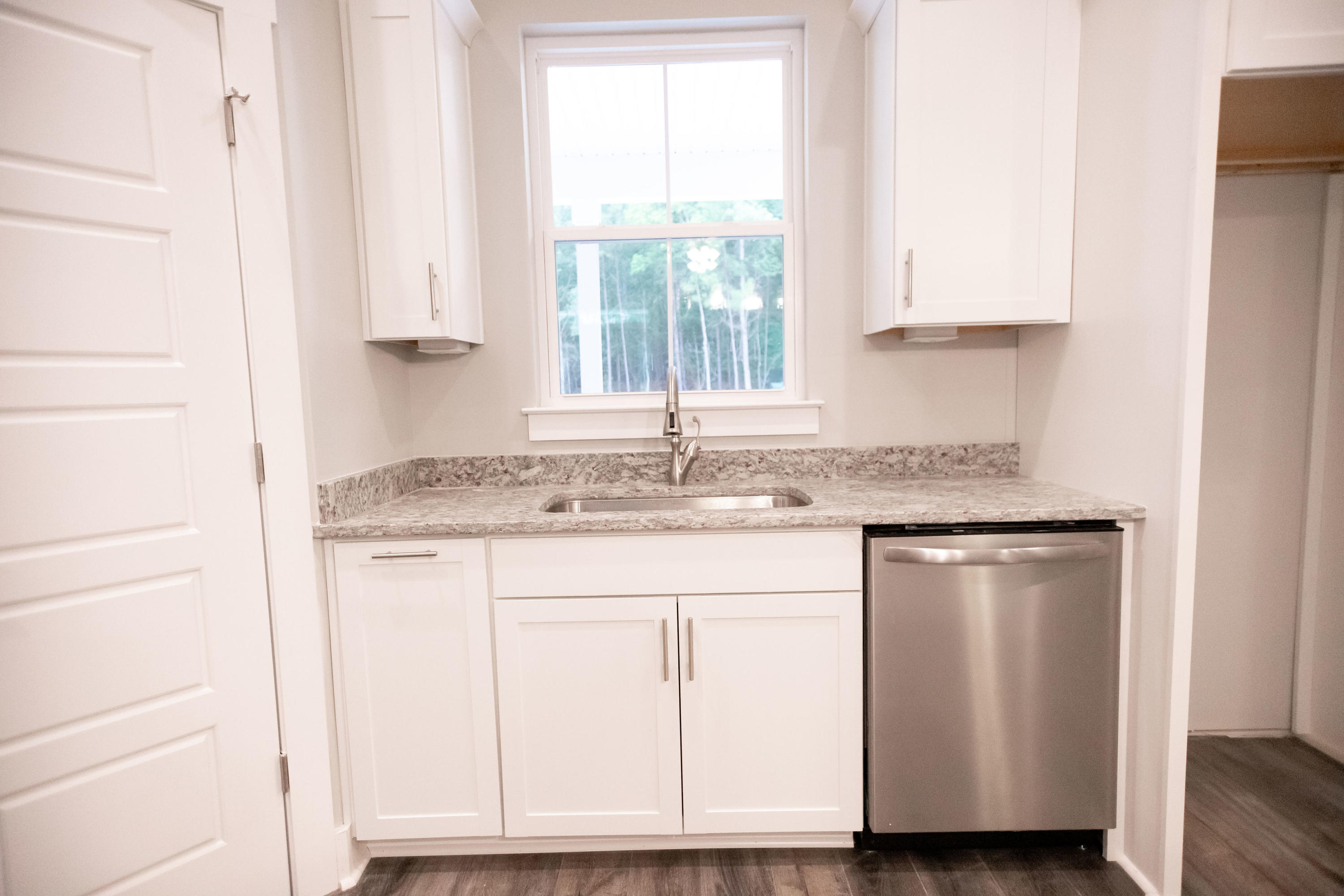 610 Hiers Corner Road Walterboro, SC 29488 - Photo 15 of 41 Kitchen
