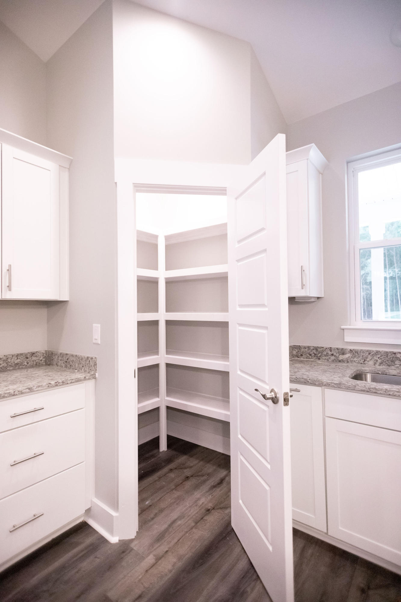 610 Hiers Corner Road Walterboro, SC 29488 - Photo 16 of 41 Pantry