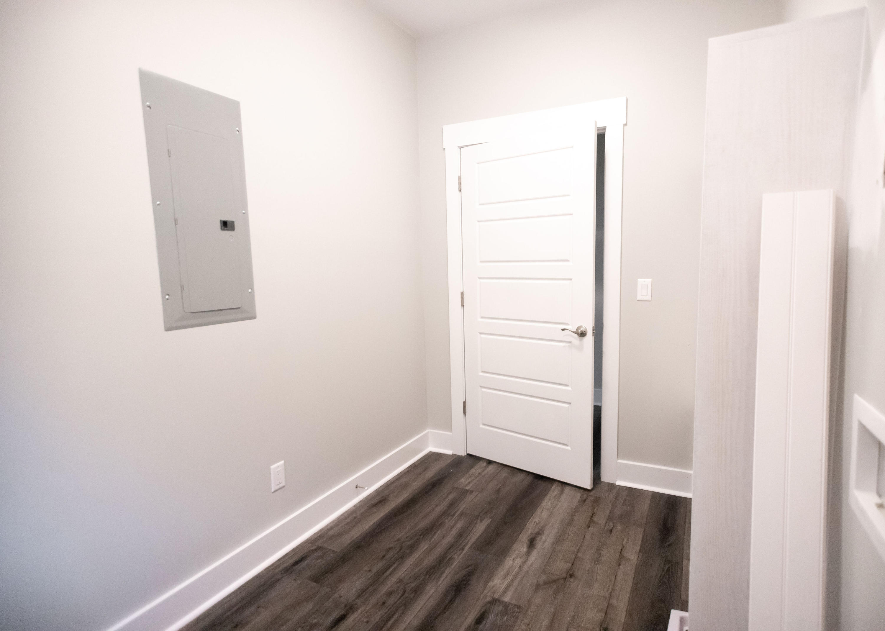 610 Hiers Corner Road Walterboro, SC 29488 - Photo 25 of 41 Laundry/ mudroom
