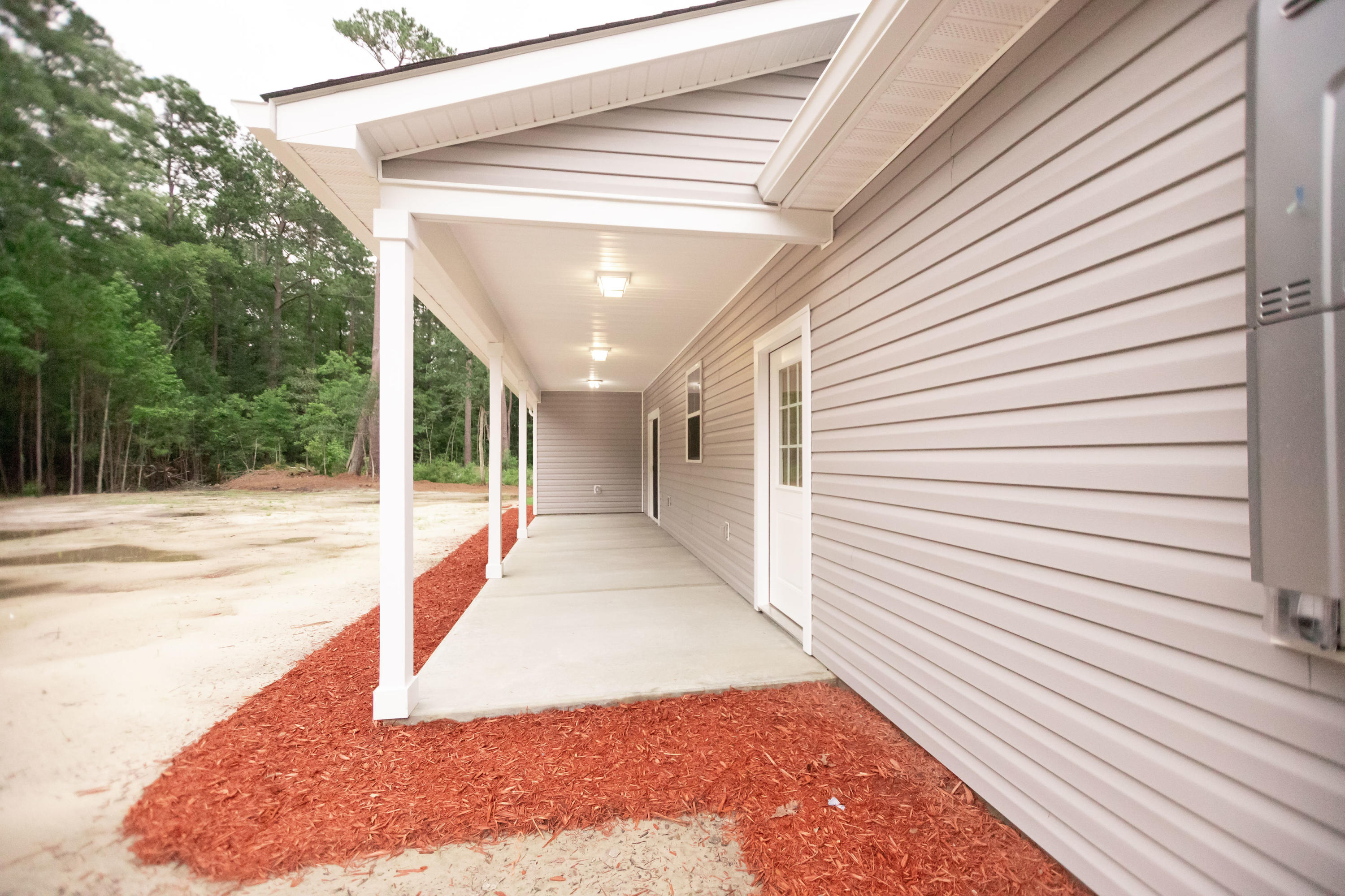 610 Hiers Corner Road Walterboro, SC 29488 - Photo 32 of 41 Back patio 3