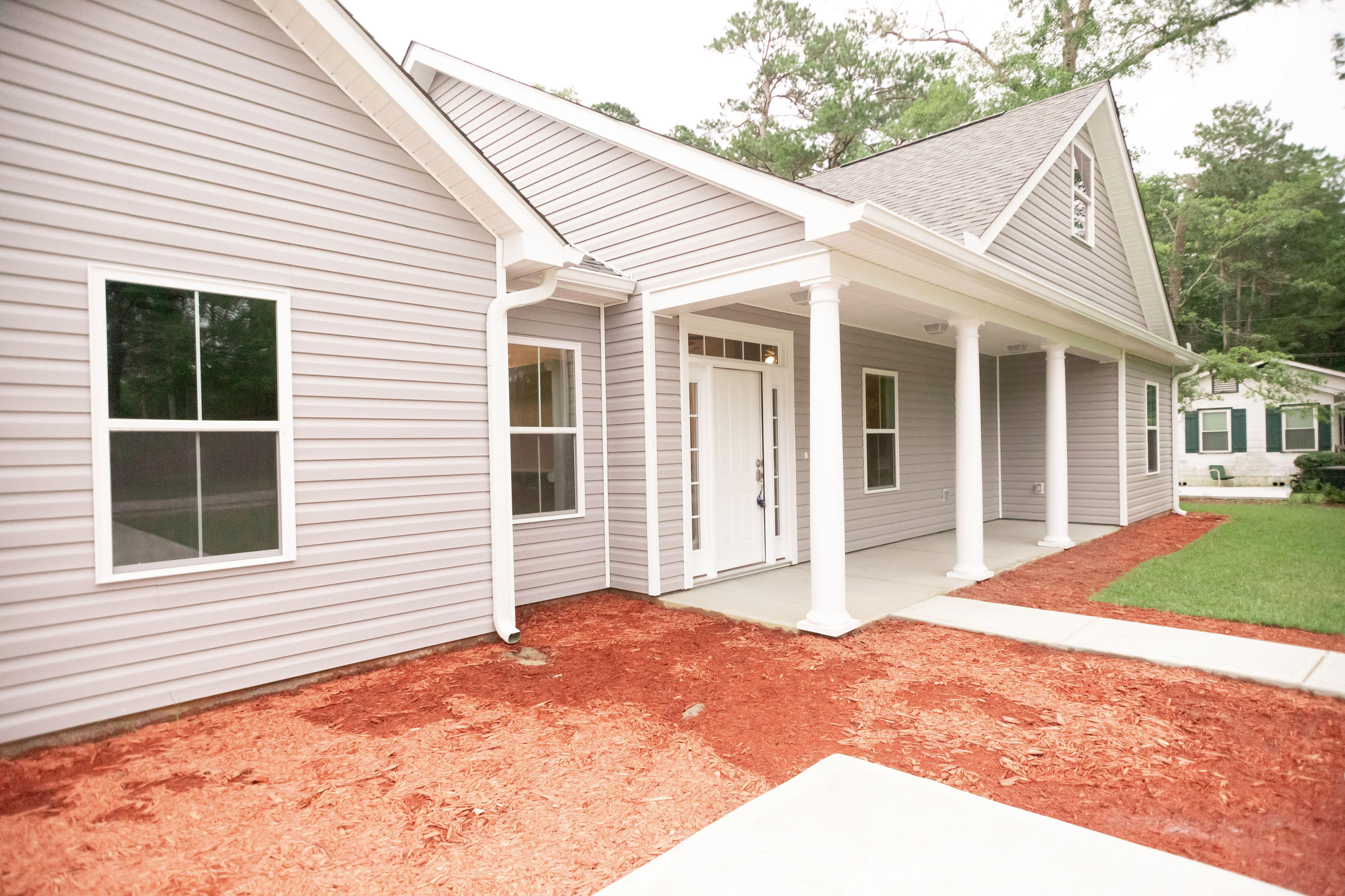 610 Hiers Corner Road Walterboro, SC 29488 - Photo 5 of 41 Side view 3