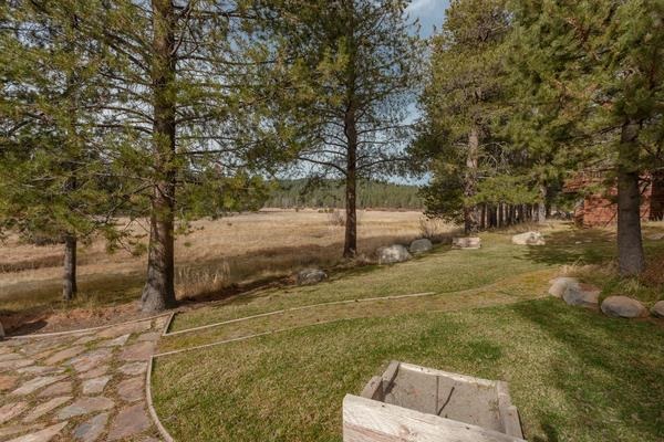 11262 Bennett Flat Road Truckee, CA 96161 - Photo 3 of 14 Gallery Image 3