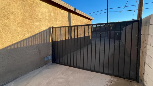 $389,900 | 83644 Ave 44, Indio, CA 92203