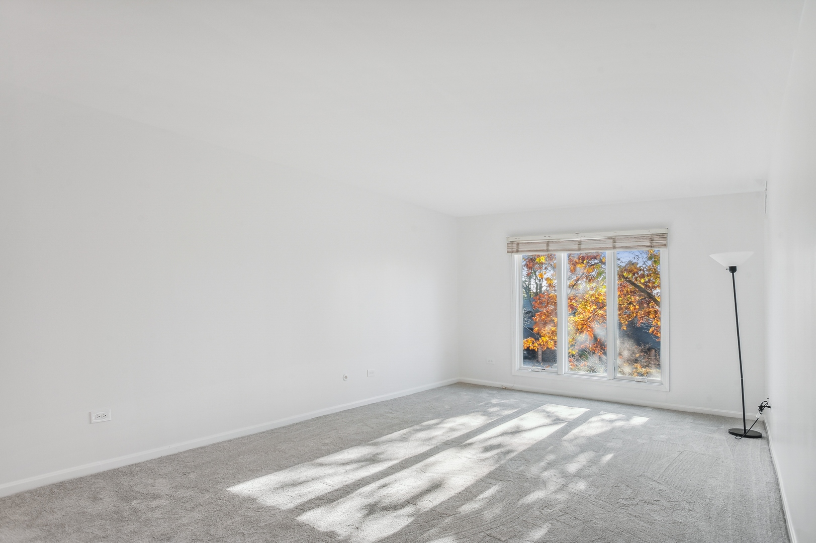 3900 Mission Hills Road, Unit 204 Northbrook, IL 60062 - Photo 10 of 15 a view of an empty room