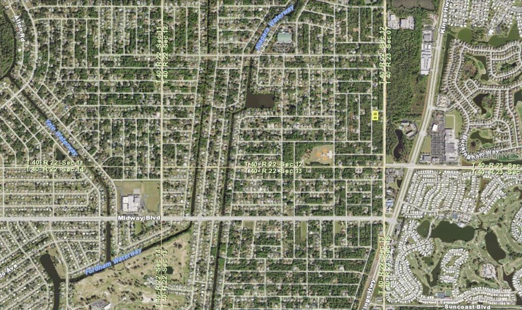 1406 Blaisdell Street Punta Gorda, FL 33980 - Photo 3 of 3 a bathroom with a shower