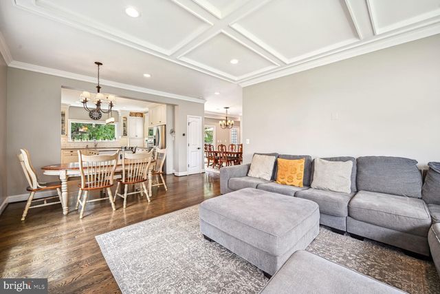 $1,634,000 | 6801 Dean Drive, McLean, VA 22101