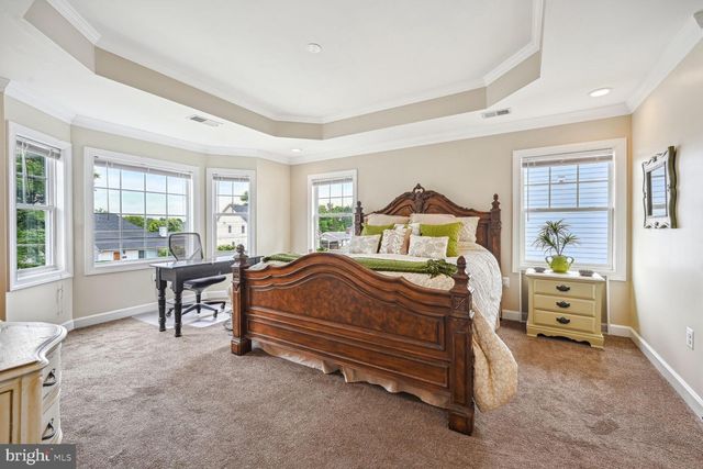 $1,634,000 | 6801 Dean Drive, McLean, VA 22101