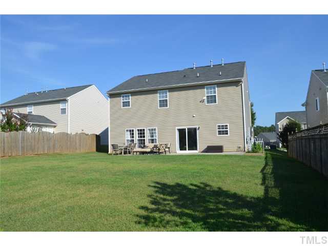 733 Stackhurst Way Wake Forest, NC 27587 - Photo 2 of 10 Gallery Image 2