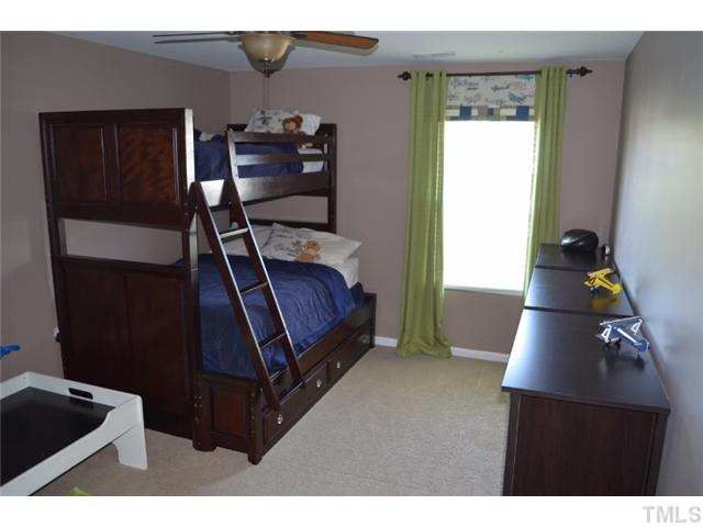 733 Stackhurst Way Wake Forest, NC 27587 - Photo 6 of 10 Gallery Image 6