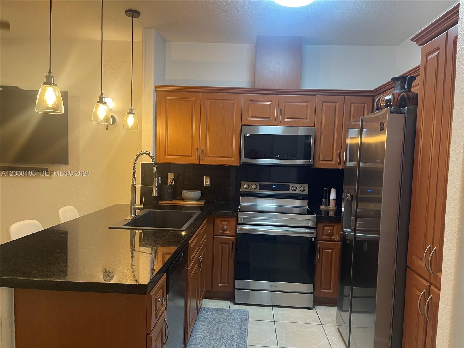 16364 Southwest 44th Way Miami, FL 33185 - Photo 5 of 16