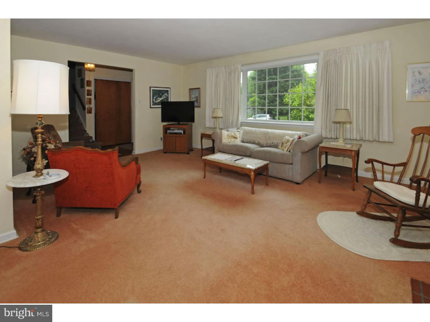1334 Carol Road Jenkintown, PA 19046 - Photo 6 of 25 Gallery Image 6