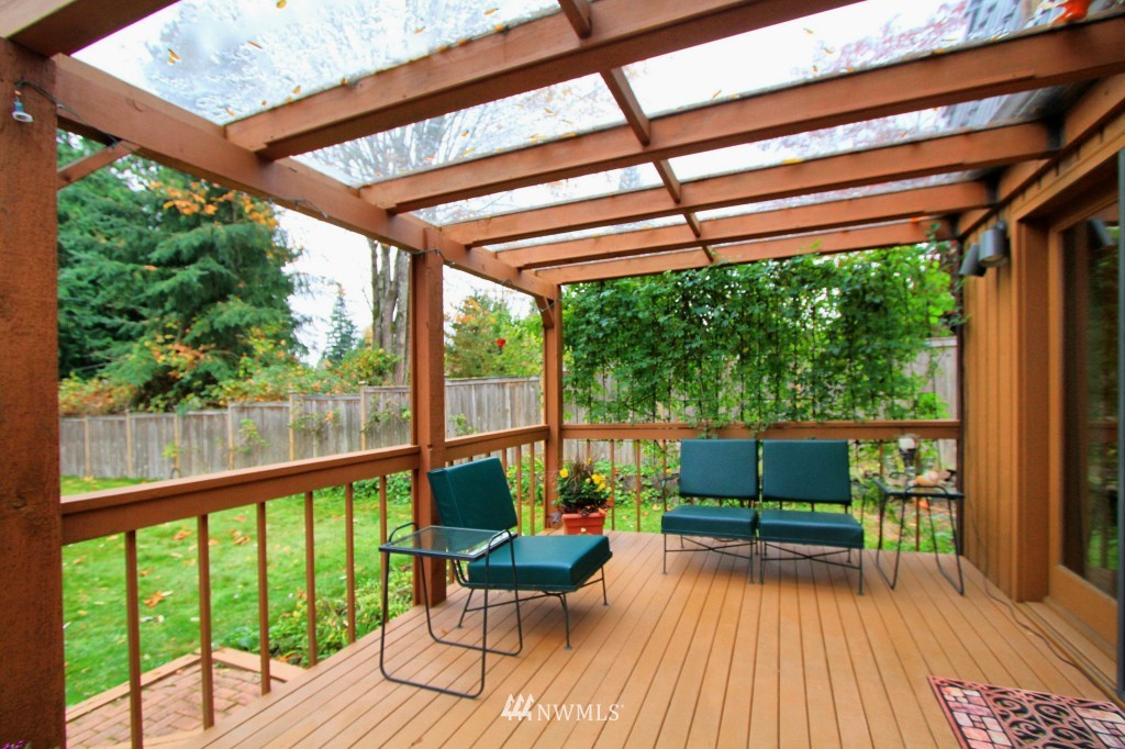 9937 Northeast 202nd Street Bothell, WA 98011 - Photo 8 of 25 Gallery Image 8