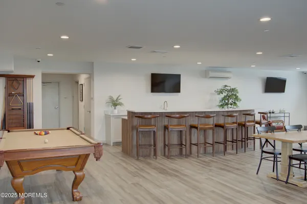 $3,800 | 272 Willow Avenue, Unit 406B, Long Branch, NJ 07740