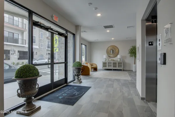$3,800 | 272 Willow Avenue, Unit 406B, Long Branch, NJ 07740