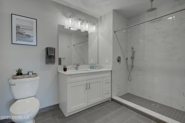 $3,800 | 272 Willow Avenue, Unit 406B, Long Branch, NJ 07740