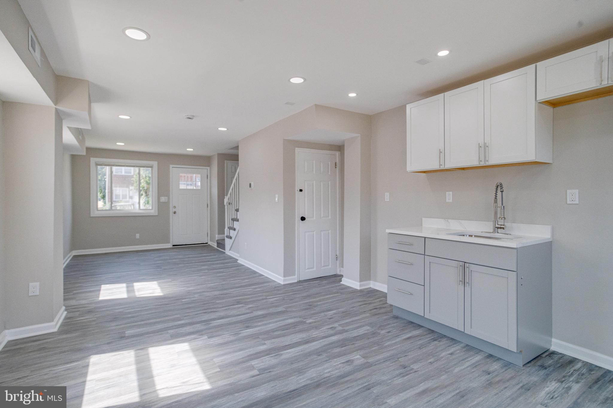 4100 Colborne Road Baltimore, MD 21229 - Photo 16 of 47