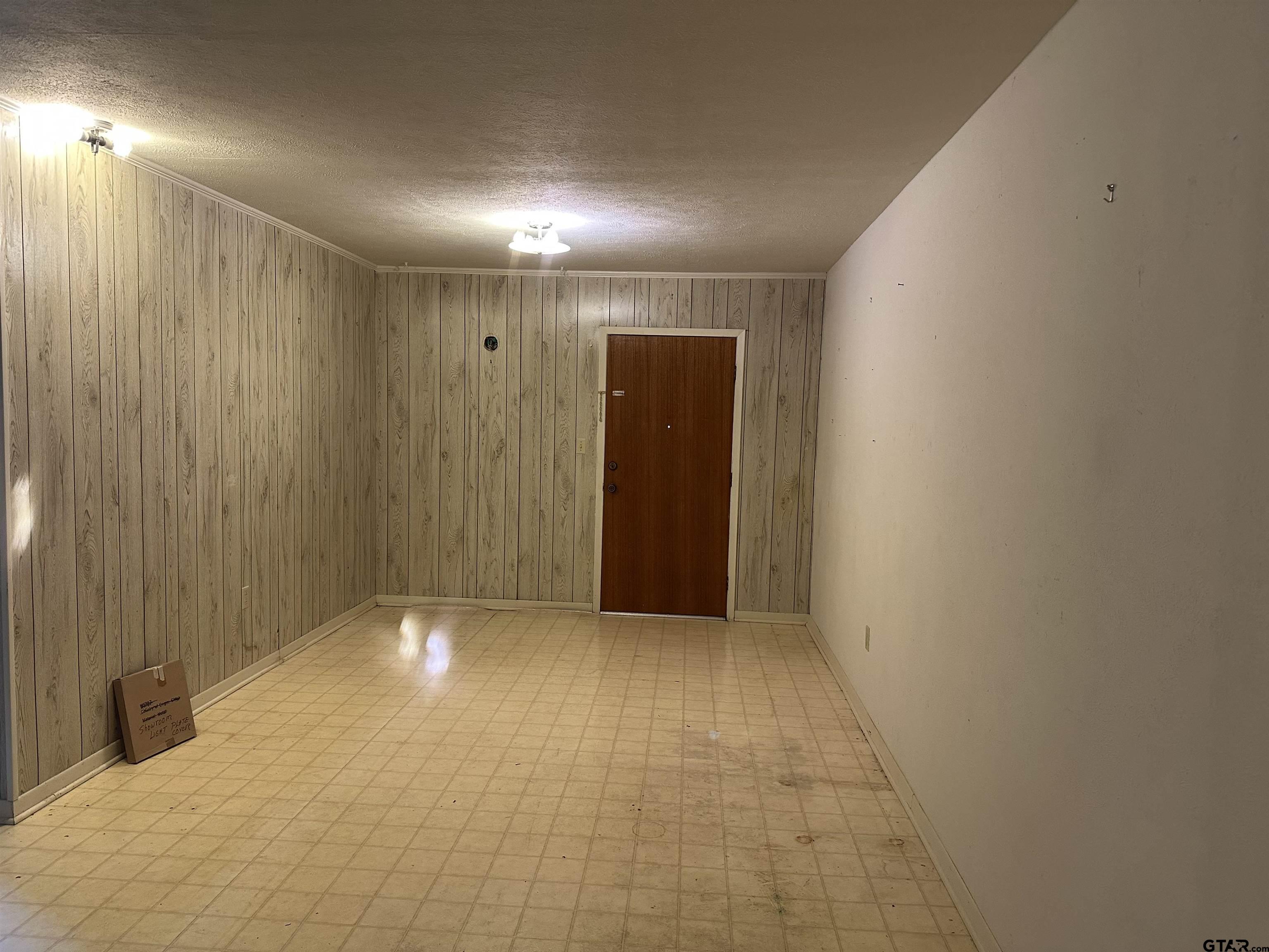 957 Farm To Market 23 Rusk, TX 75785 - Photo 13 of 25 a view of an empty room