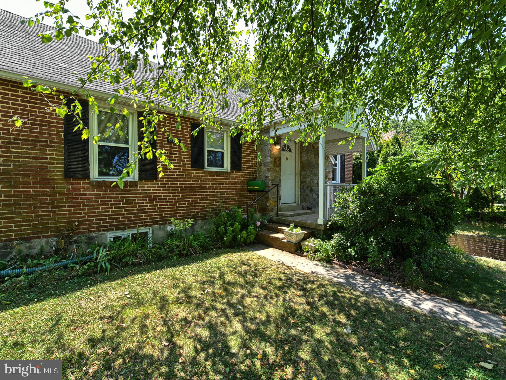 608 Military Road Frederick, MD 21702 - Photo 4 of 57 Gallery Image 4