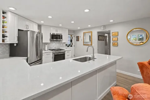 $1,348,888 | 707 West Bertona Street, Seattle, WA 98119