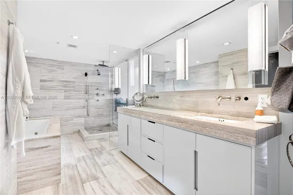 $35,000 | 1900 Sunset Harbour Drive, Unit TS02, Miami Beach, FL 33139