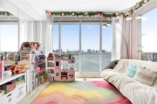 $35,000 | 1900 Sunset Harbour Drive, Unit TS02, Miami Beach, FL 33139