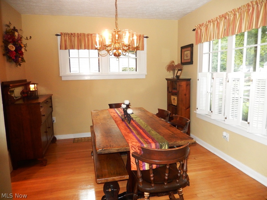 2920 Lee Road Silver Lake, OH 44224 - Photo 5 of 25