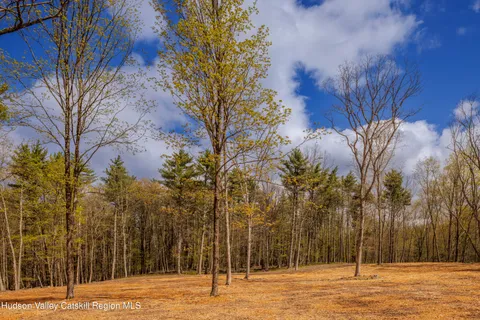 $1,195,000 | 115 Bellwood Lane, Saugerties, NY 12477