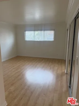 $3,995 | 1242 South Barrington Avenue, Unit 304, Los Angeles, CA 90025