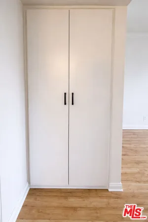 $3,995 | 1242 South Barrington Avenue, Unit 304, Los Angeles, CA 90025