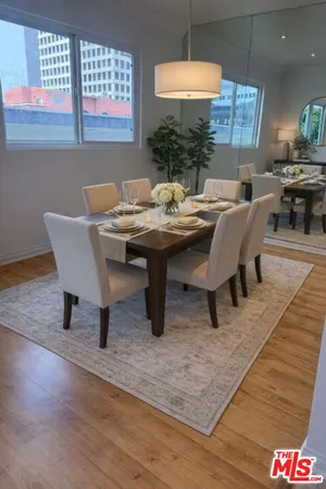 $3,995 | 1242 South Barrington Avenue, Unit 304, Los Angeles, CA 90025