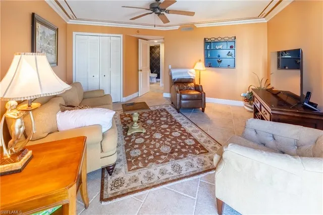 $19,000 | 4041 Gulf Shore Boulevard North, Unit 1007, Naples, FL 34103