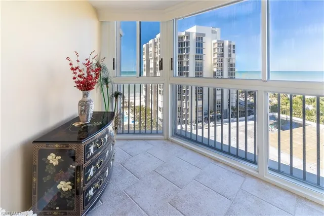 $19,000 | 4041 Gulf Shore Boulevard North, Unit 1007, Naples, FL 34103