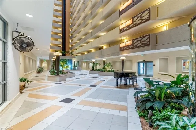 $19,000 | 4041 Gulf Shore Boulevard North, Unit 1007, Naples, FL 34103