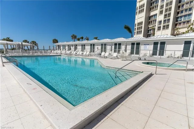 $19,000 | 4041 Gulf Shore Boulevard North, Unit 1007, Naples, FL 34103