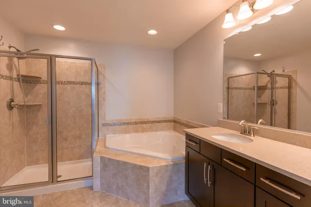 $2,842 | 17002 Beveridge Drive, Dumfries, VA 22026