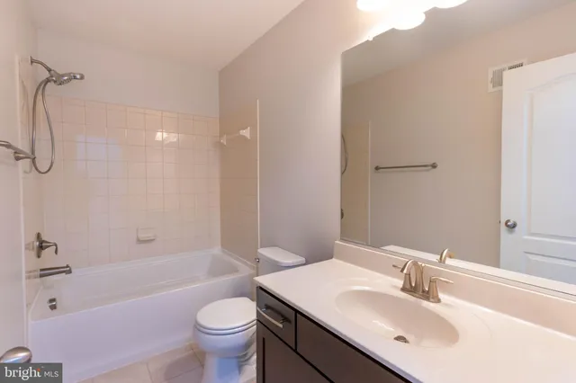 $2,842 | 17002 Beveridge Drive, Dumfries, VA 22026