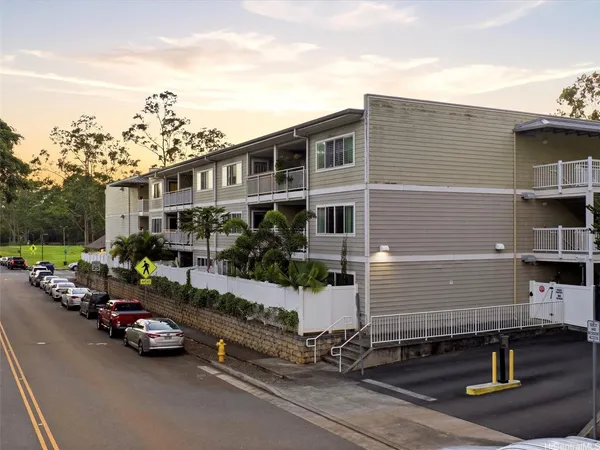 $3,350 | 95-060 Waikalani Drive, Unit C304, Mililani, HI 96789