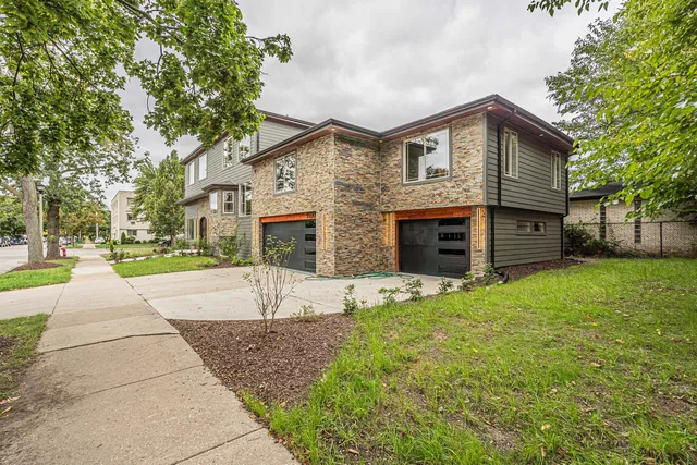 $1,285,000 | 9100 Kenton Avenue, Skokie, IL 60076