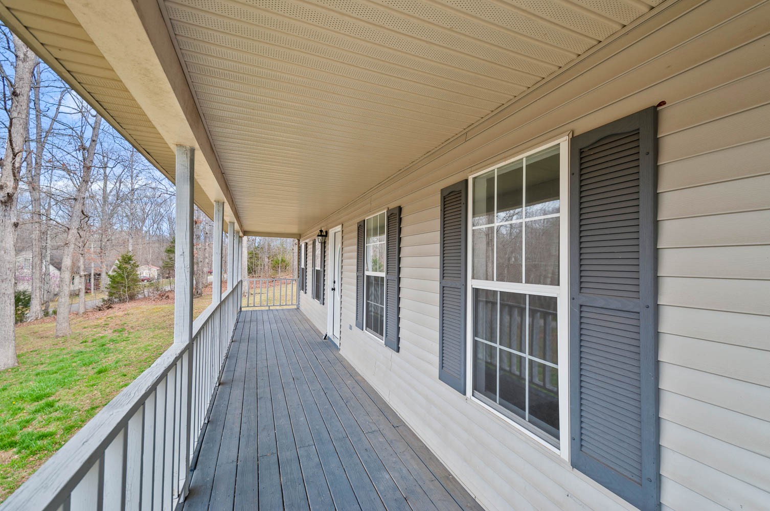 1004 Edwin Road Dickson, TN 37055 - Photo 4 of 36 a view of balcony with wooden floor