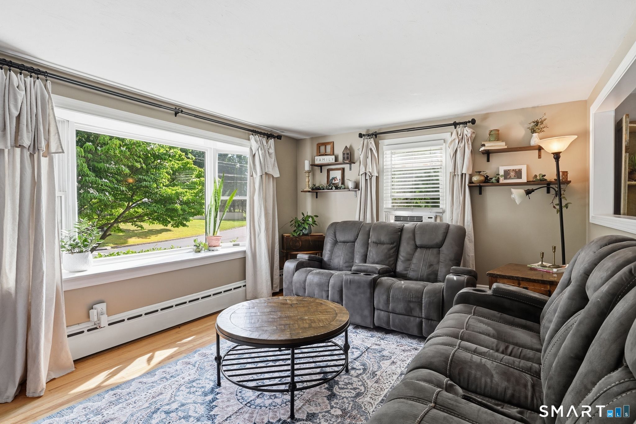 18 Freemont Road Enfield, CT 06082 - Photo 4 of 36