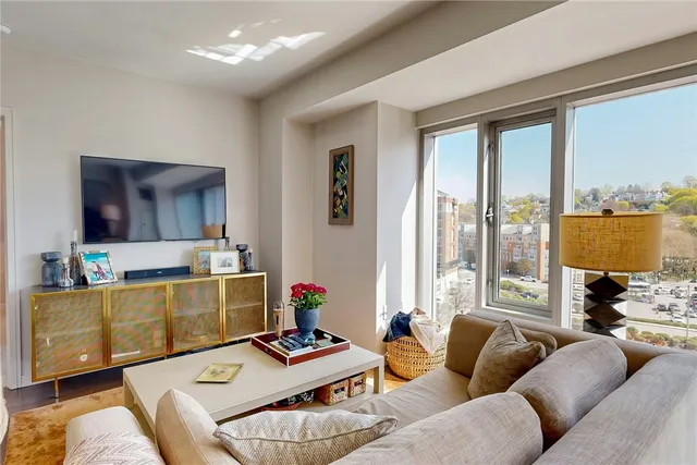 $499,000 | 100 Exchange Street, Unit 605, Providence, RI 02903