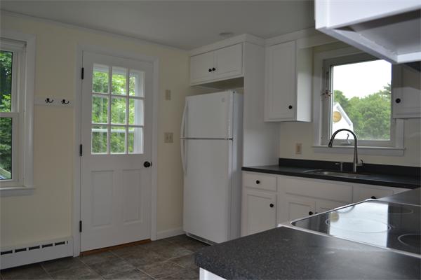 407 Newtown Road Littleton, MA 01460 - Photo 7 of 18 Gallery Image 7