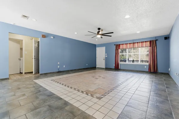 $307,500 | 8341 Chickasaw Trail, Tallahassee, FL 32312