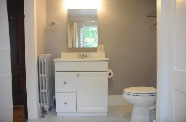 $3,100 | 19 Blossom Street, Portsmouth, NH 03801