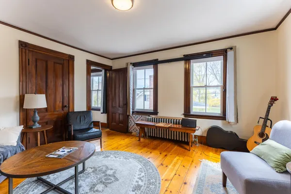 $3,100 | 19 Blossom Street, Portsmouth, NH 03801