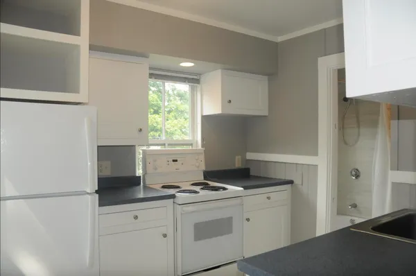 $3,100 | 19 Blossom Street, Portsmouth, NH 03801