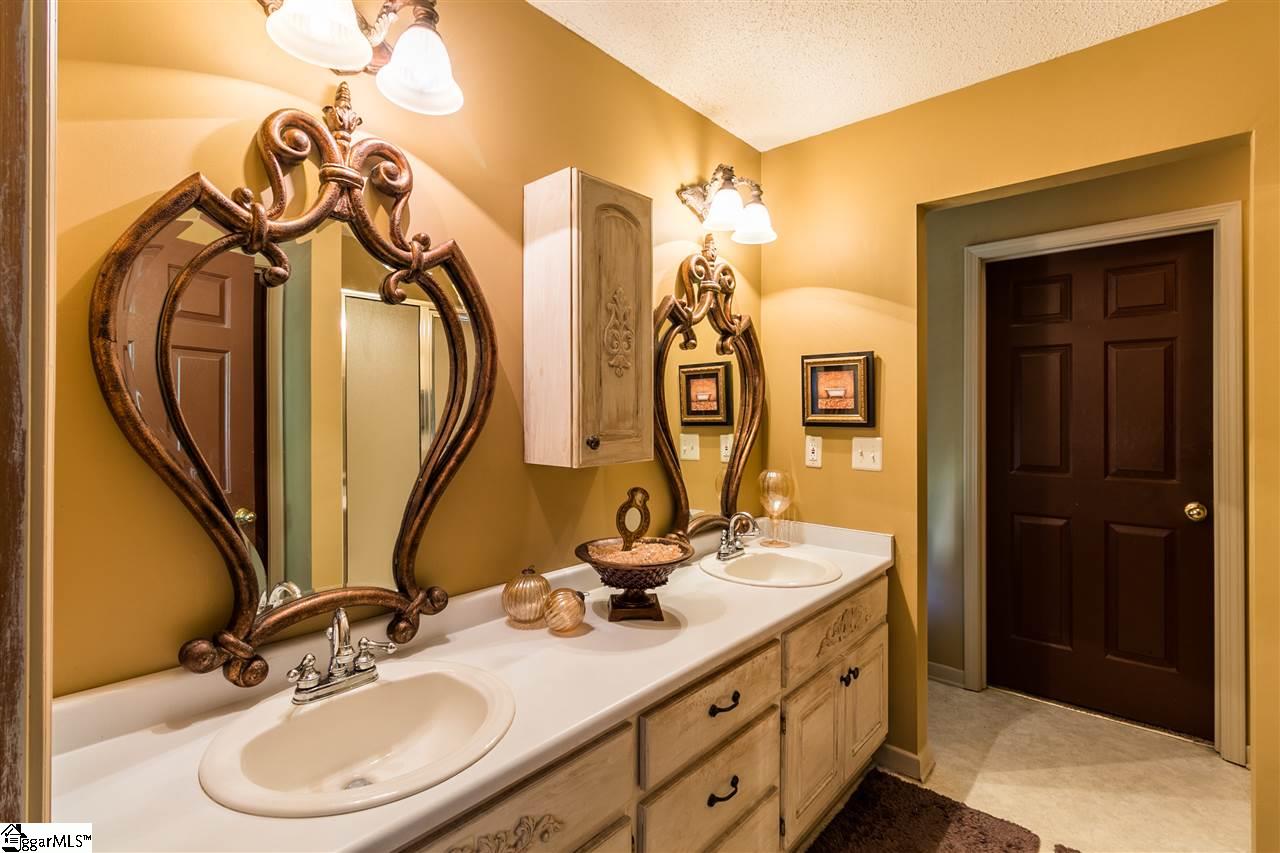 117 Stokes Road Simpsonville, SC 29681 - Photo 31 of 35 Gallery Image 31