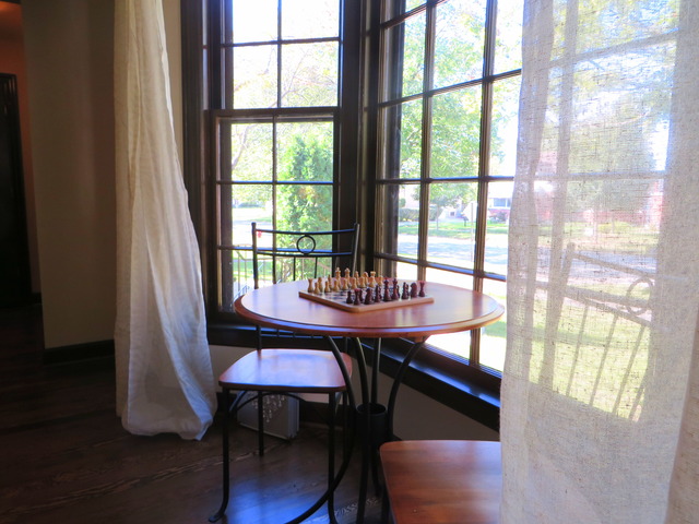 39 North 5th Avenue Des Plaines, IL 60016 - Photo 4 of 24